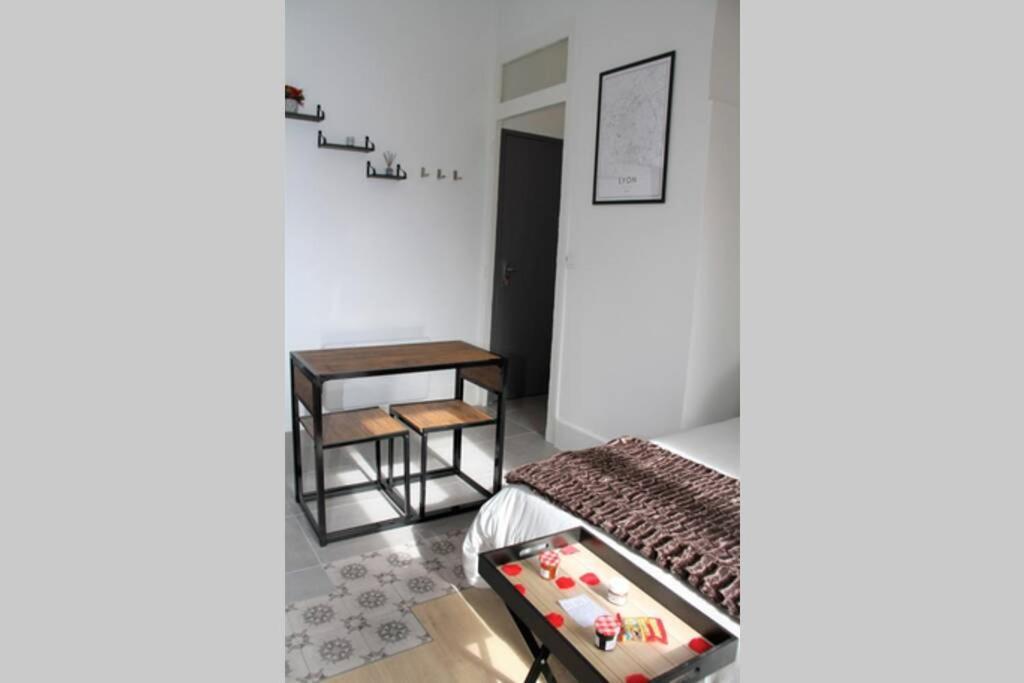 L'Escapade De Lyon, Charpennes, Jacuzzi Et Emplacement Ideal Appartement Villeurbanne Buitenkant foto